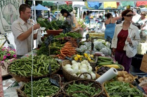 Peaceful Belly Vegetable Stand Peaceful Belly Vegetable Stand