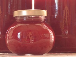 jars of plum sauce